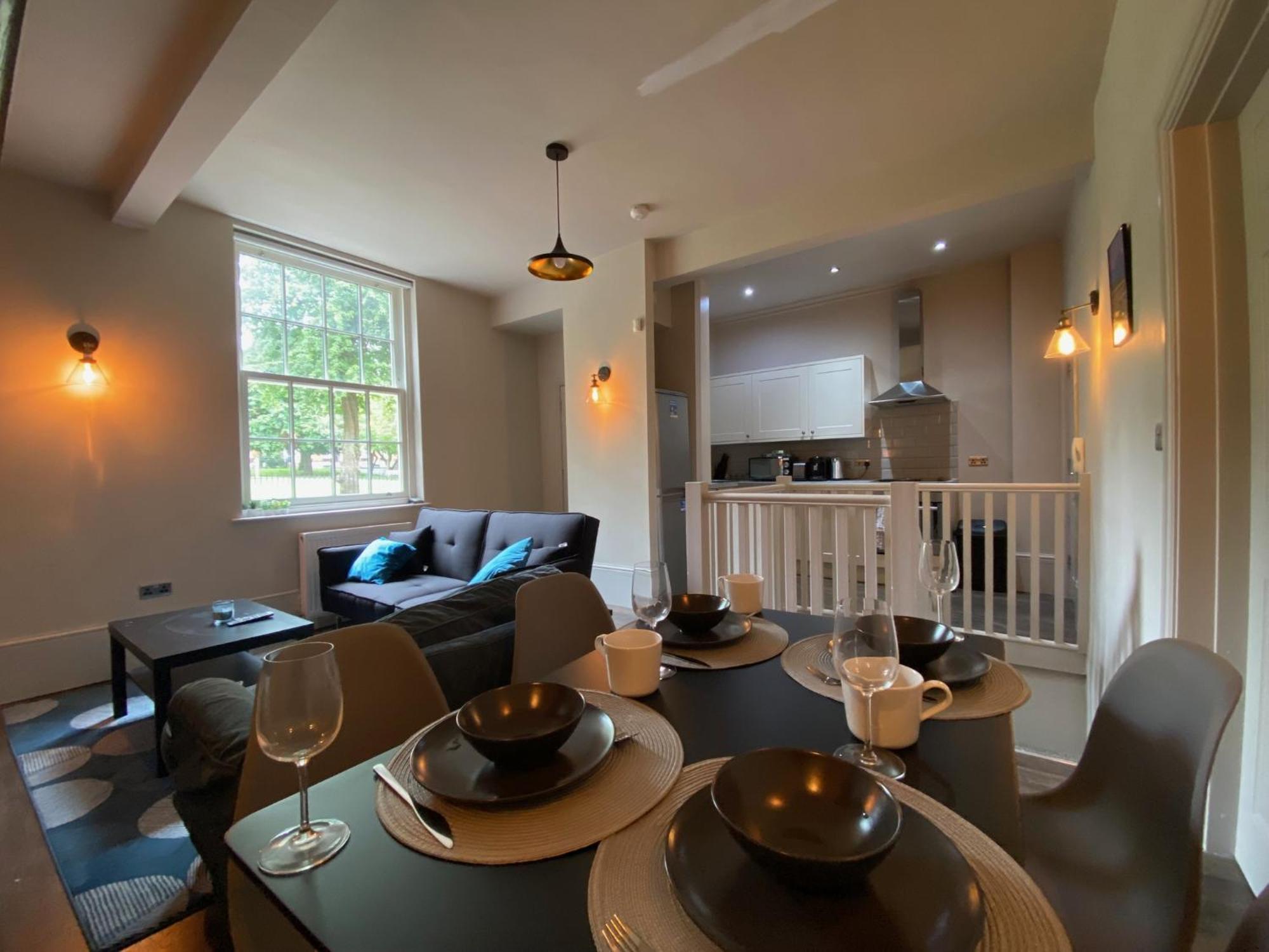 Stunning King Suite Apartment In The Heart Of Leeds City Center 外观 照片