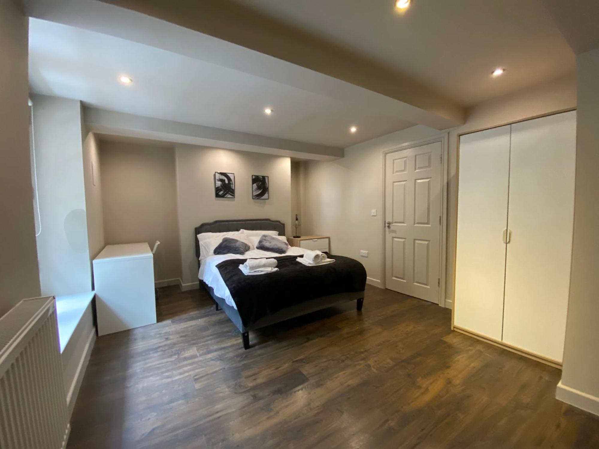 Stunning King Suite Apartment In The Heart Of Leeds City Center 外观 照片