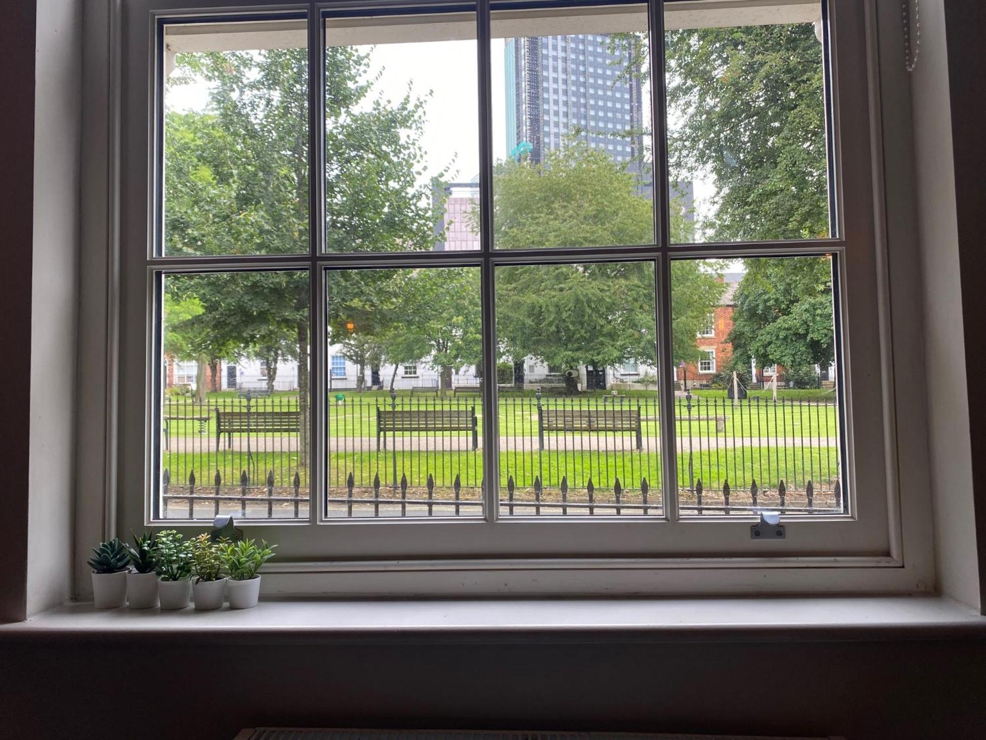 Stunning King Suite Apartment In The Heart Of Leeds City Center 外观 照片